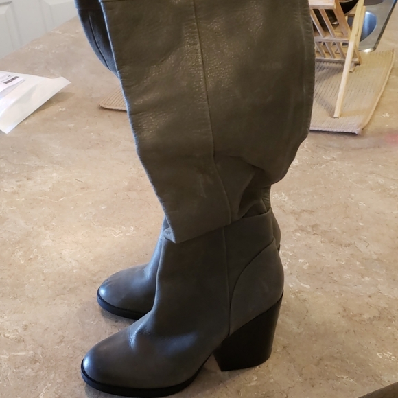 Aldo thigh high boots - Picture 2 of 7